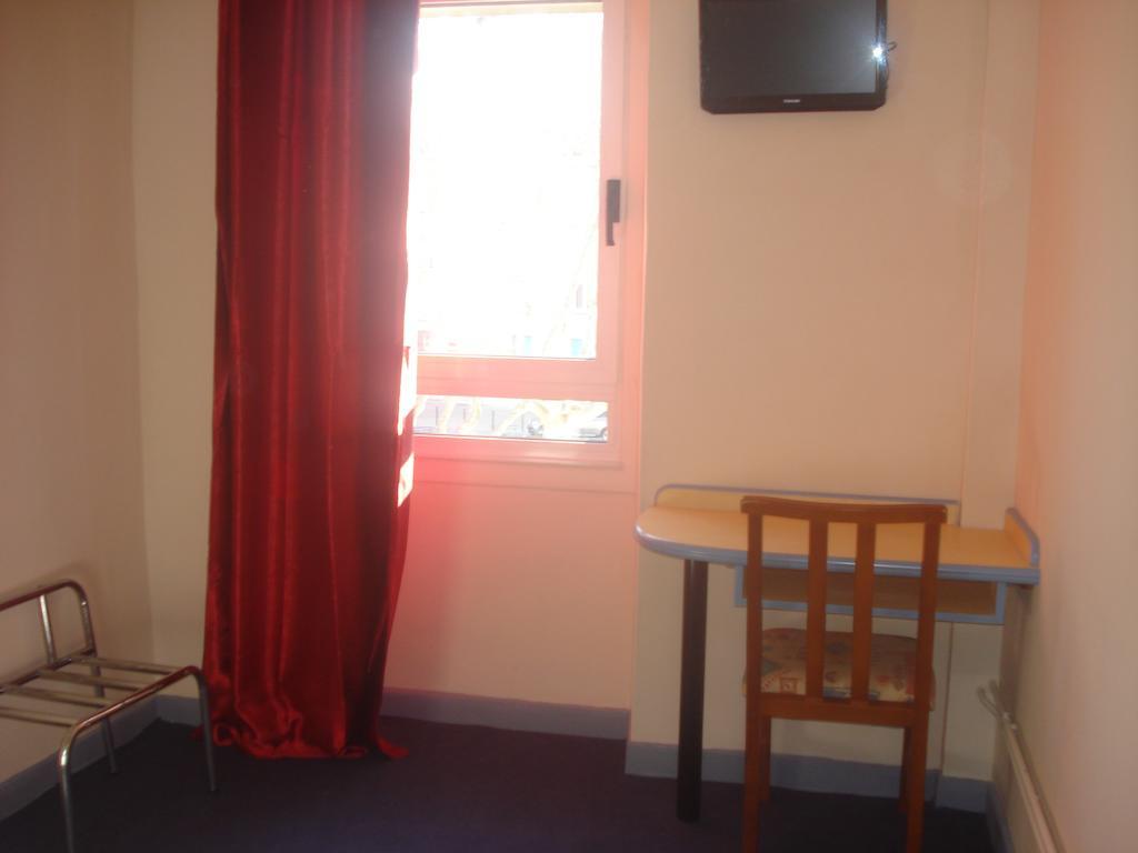 Le Terminus Hotel Tarascon Room photo