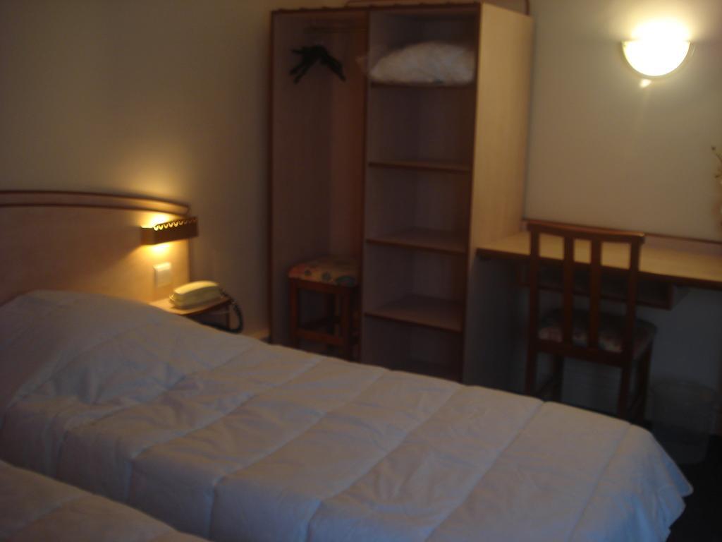Le Terminus Hotel Tarascon Room photo